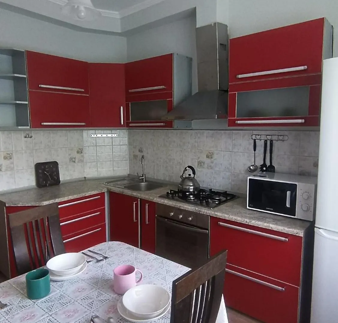 Cozy Apartment Near Alatau Metro Station Almatý Kazajstán