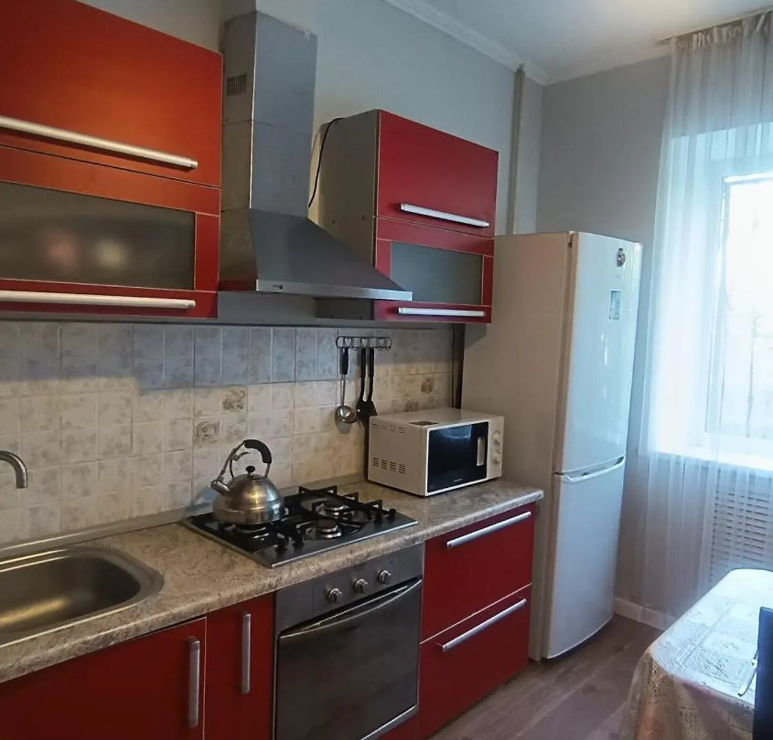 Cozy Apartment Near Alatau Metro Station Almatý