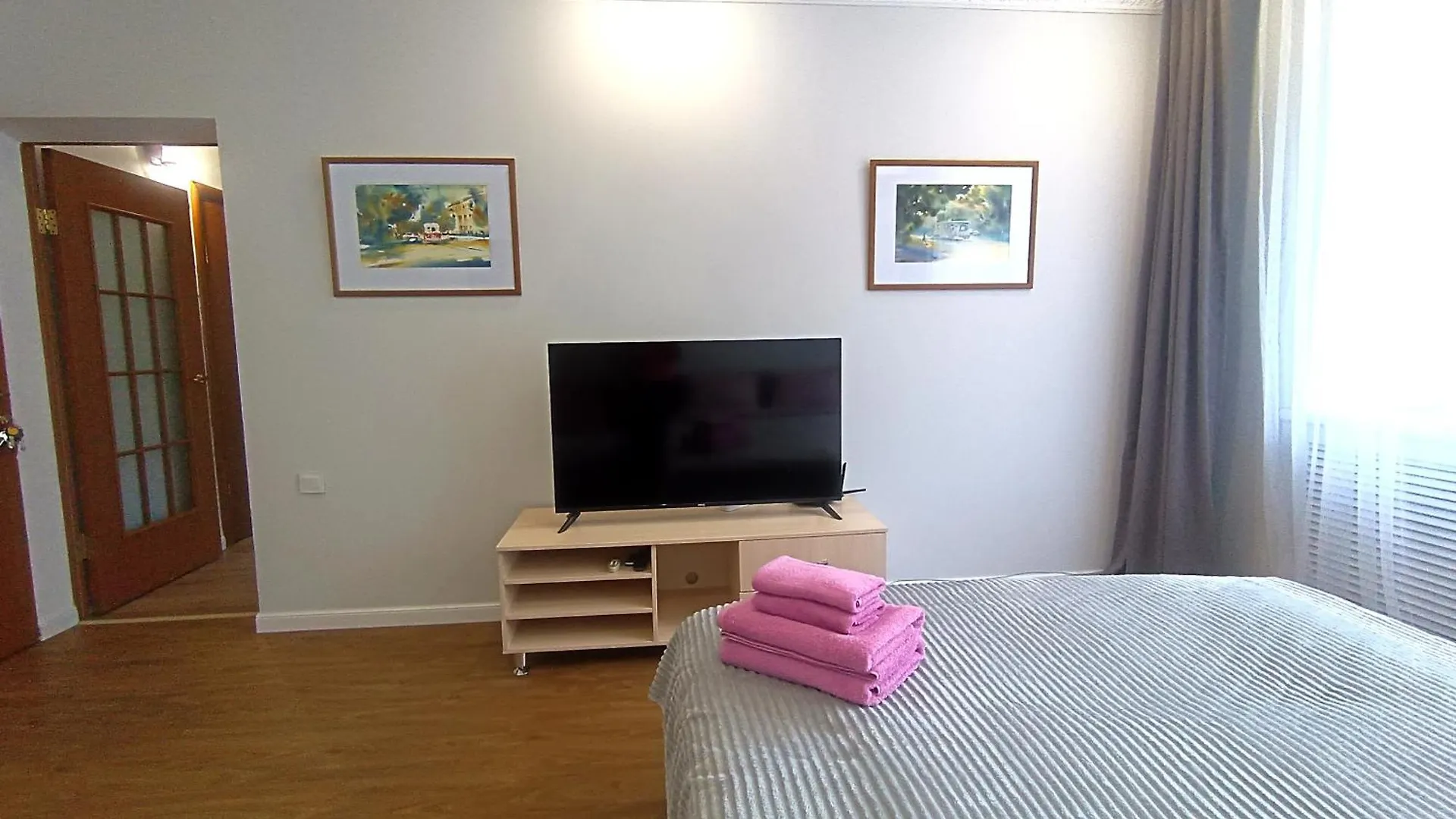 Cozy Apartment Near Alatau Metro Station Almatý