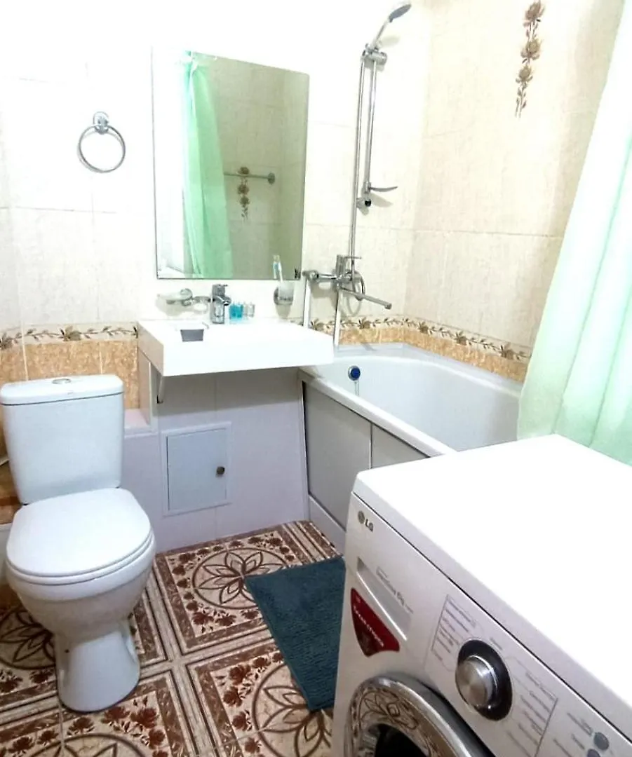 Cozy Apartment Near Alatau Metro Station Almatý